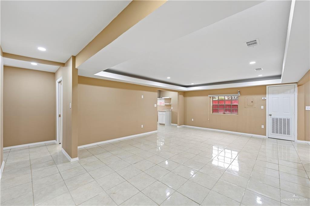 Photo 9 of 1020 Tamaulipas Street