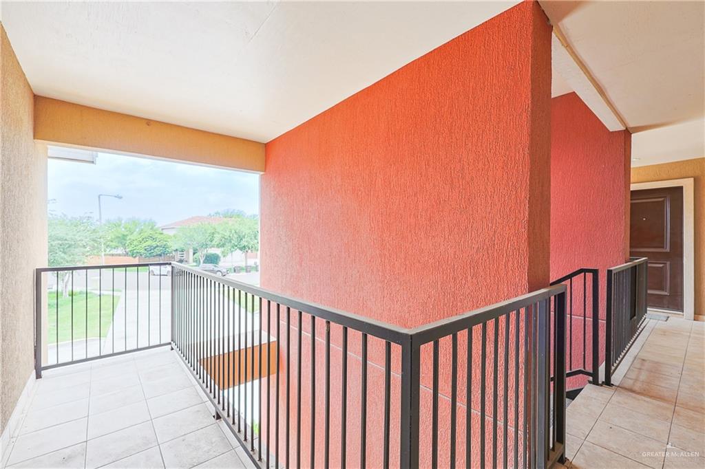 Photo 7 of 1216 Pineridge Avenue #B