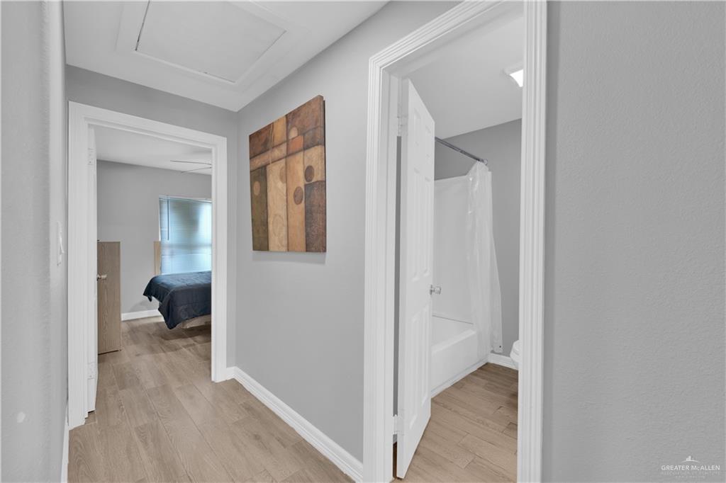Photo 17 of 405 Guerra Street