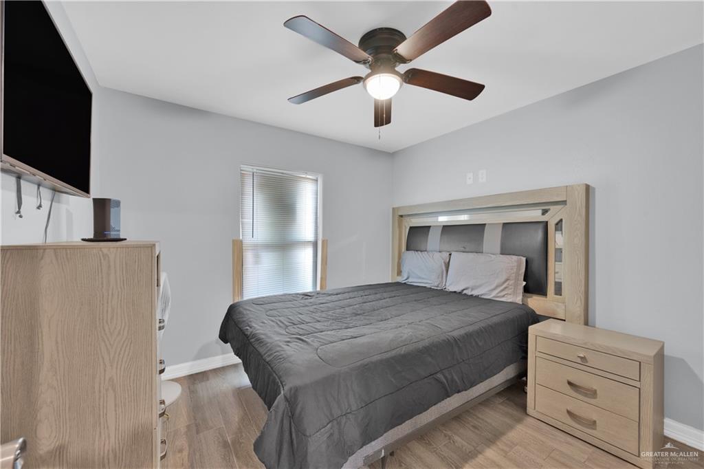 Photo 19 of 405 Guerra Street