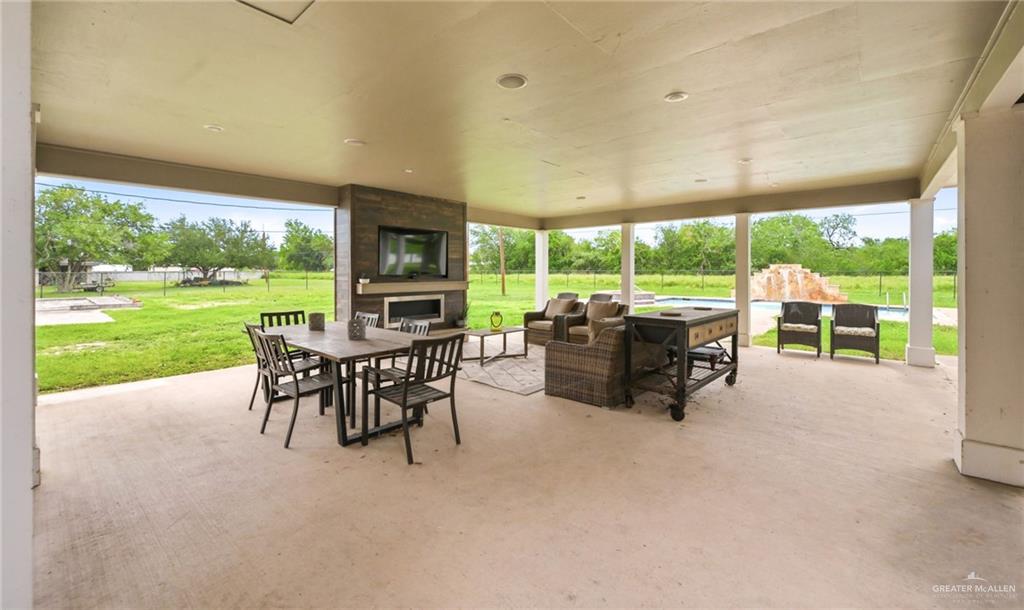 Photo 27 of 4200 Palm Grove Drive