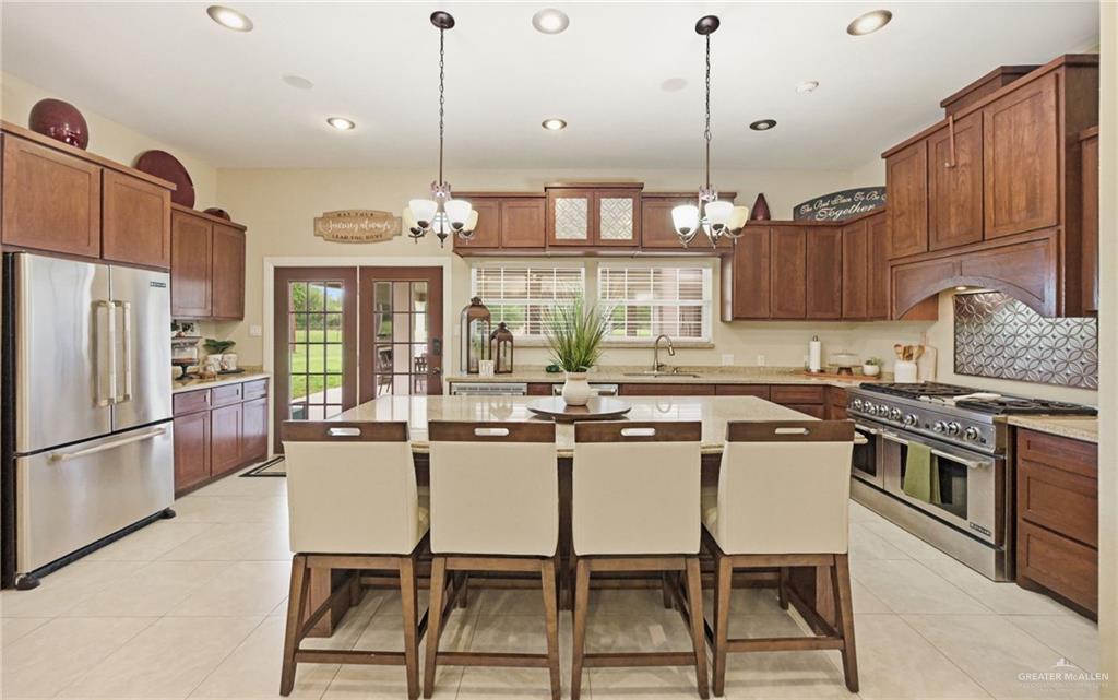 Photo 7 of 4200 Palm Grove Drive