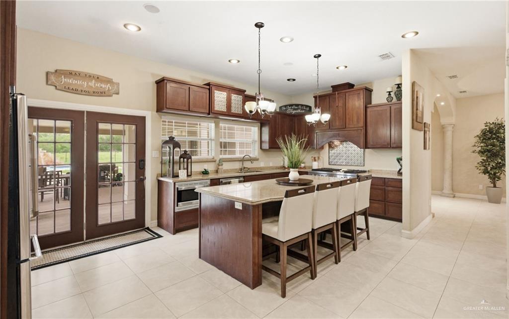Photo 8 of 4200 Palm Grove Drive