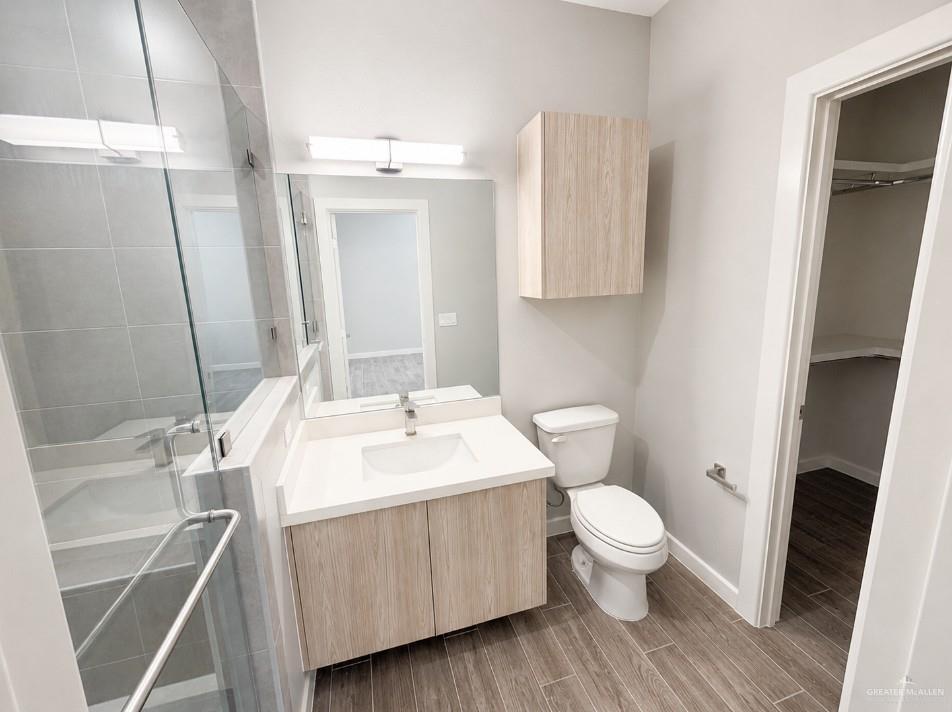 Photo 7 of 707 Coves Lane #1