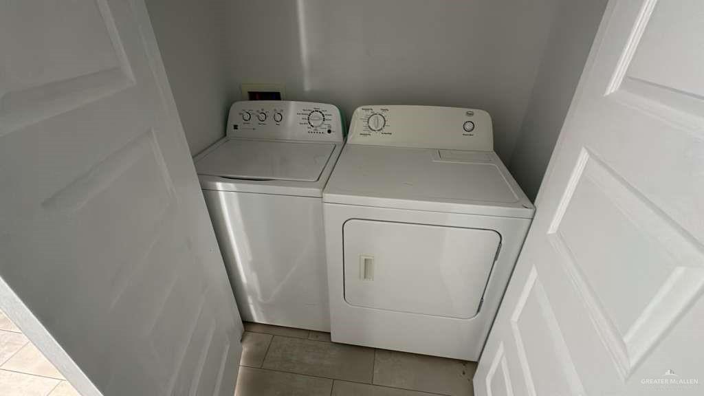 Photo 15 of 3708 Valeria Street #2