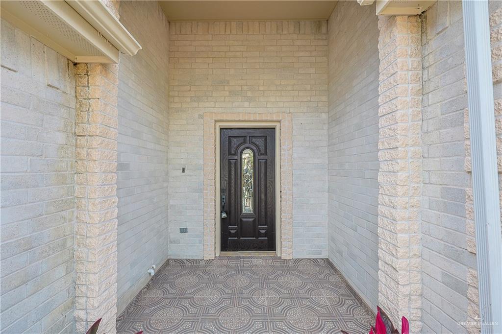 Photo 5 of 1368 Garden Drive