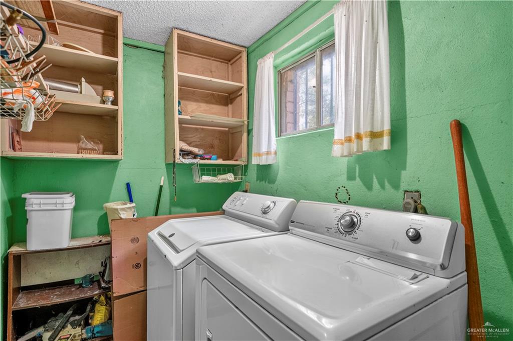 Photo 15 of 1106 Sprague Street