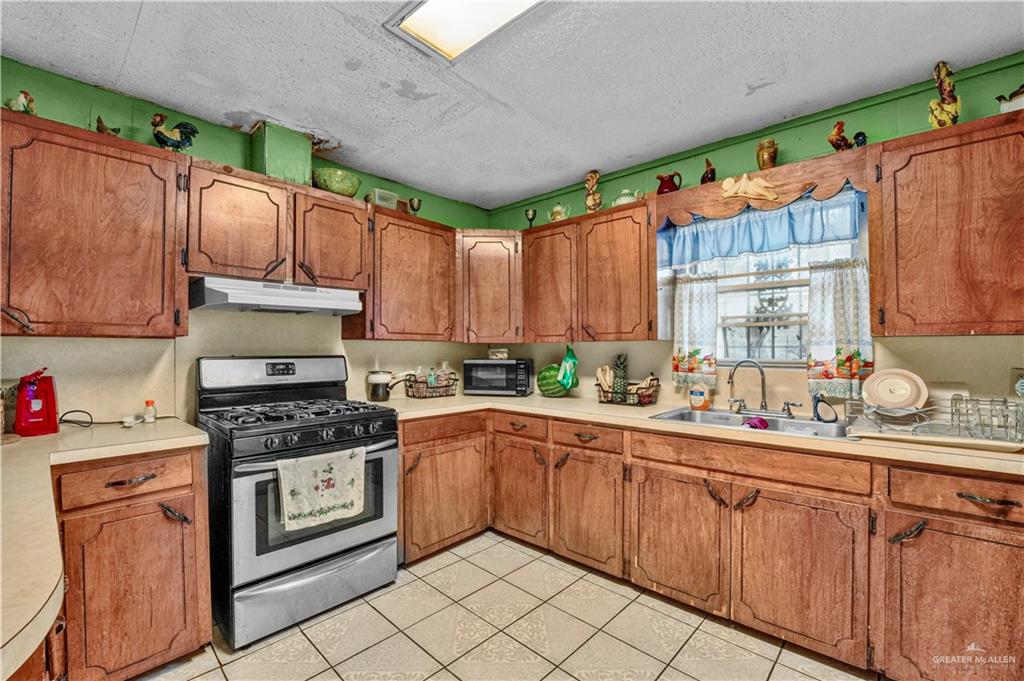 Photo 6 of 1106 Sprague Street
