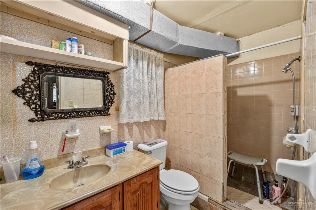 Photo 9 of 1106 Sprague Street