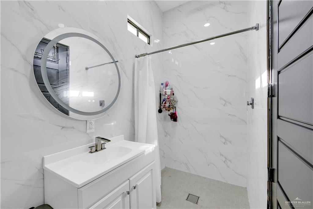 Photo 7 of 710 El Toro Road