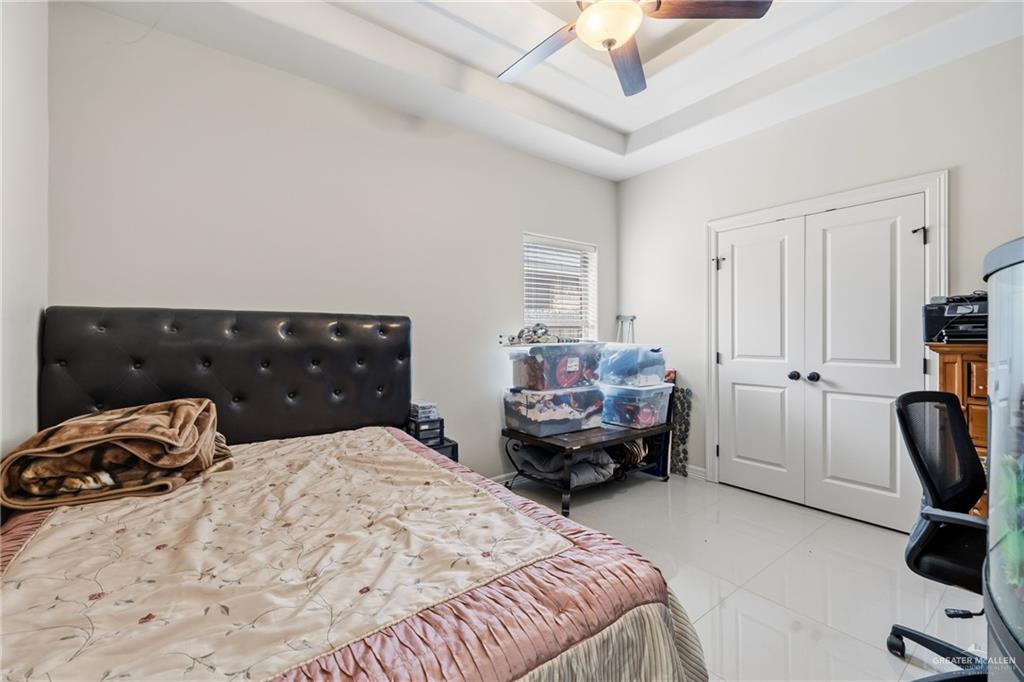 Photo 13 of 5104 Highland Avenue