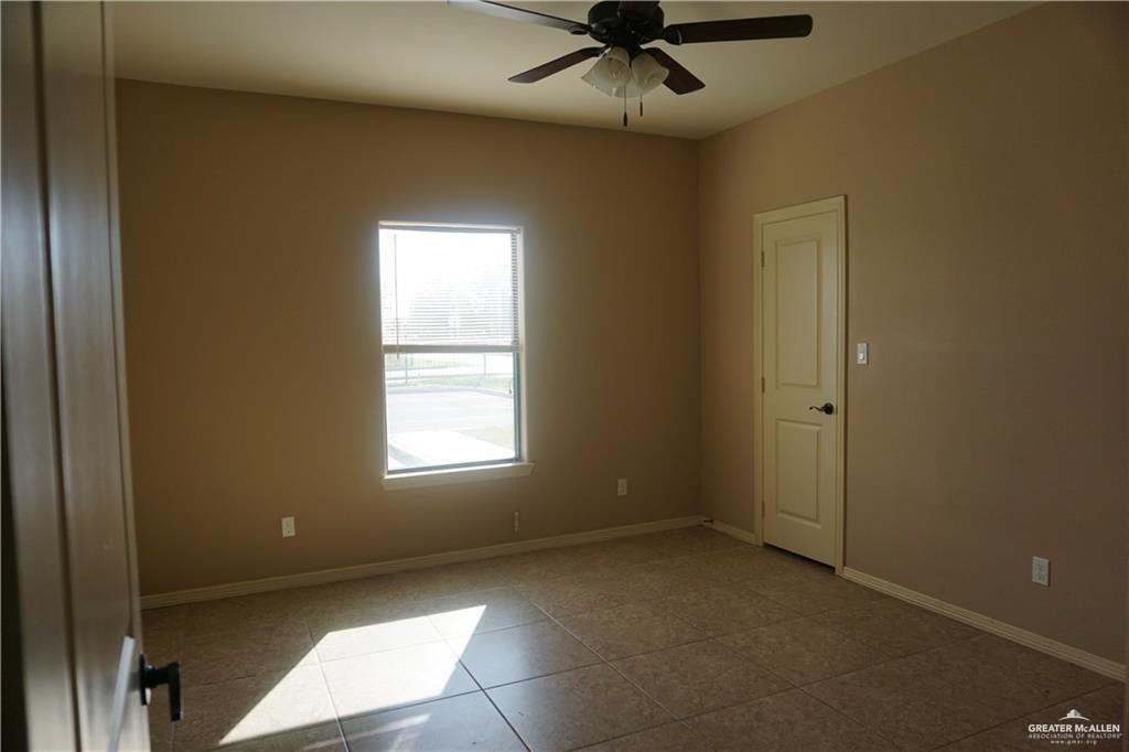 Photo 3 of 1104 Eisenhower Street #J