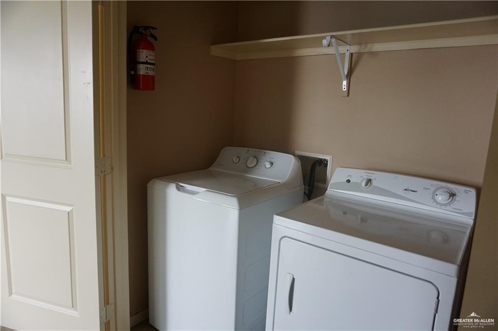 Photo 4 of 1104 Eisenhower Street #J