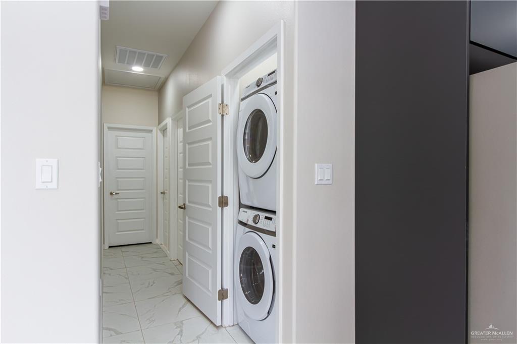 Photo 13 of 4220 Hummingbird Avenue #80