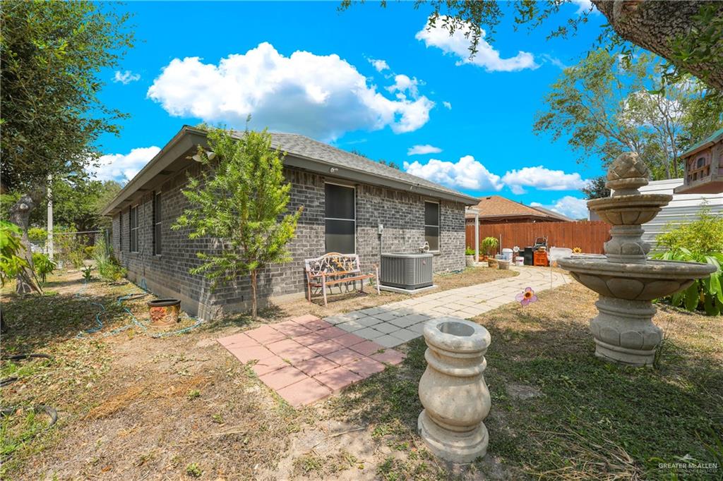 Photo 13 of 4125 Goldenrod Avenue