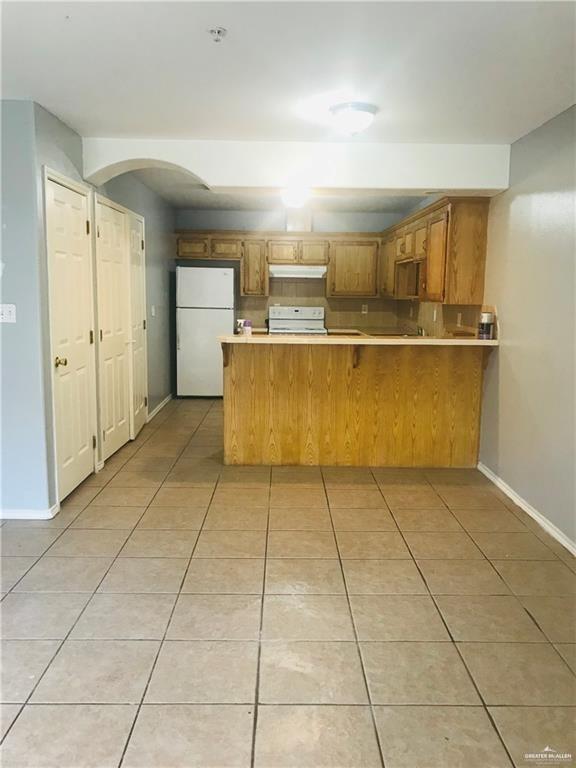 Photo 4 of 2412 31st Lane