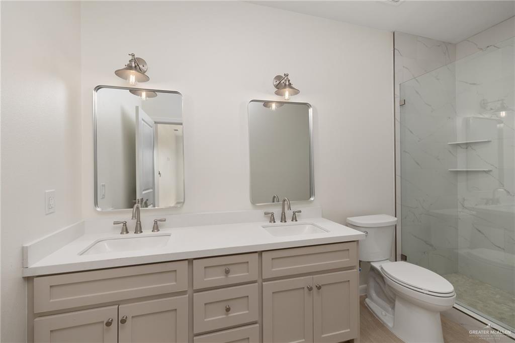 Photo 7 of 1202 Lincoln Avenue