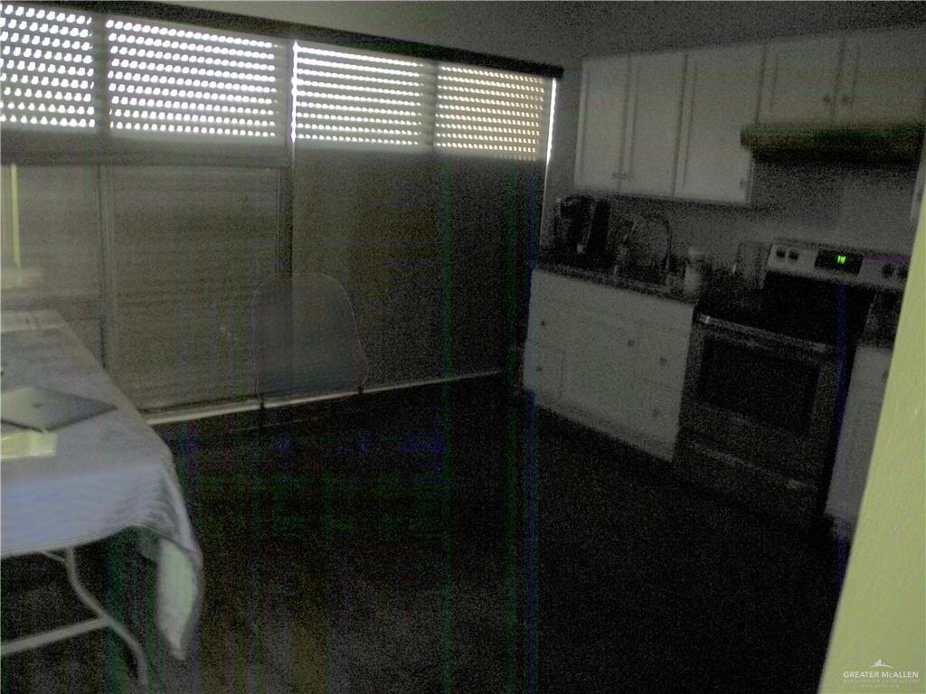 Photo 12 of 900 Kerria Avenue