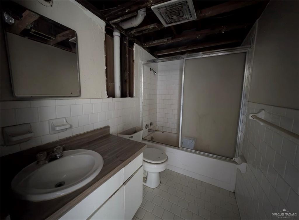 Photo 5 of 519 4th Street
