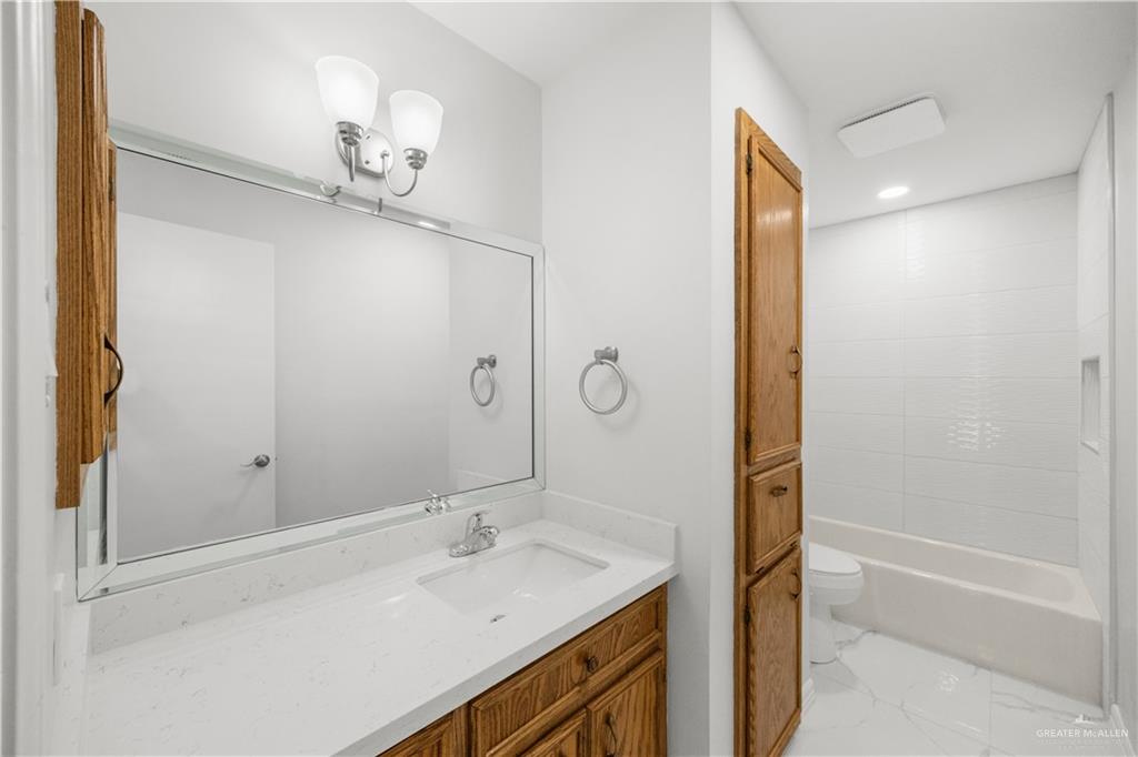 Photo 8 of 2706 Ashley Drive