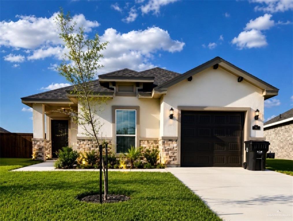 Single Family home at 820 Templo Dorado Street, Mission, Texas