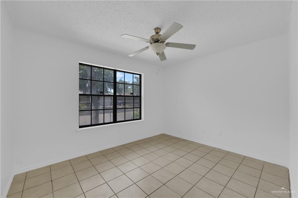 Photo 8 of 4125 Goldenrod Avenue