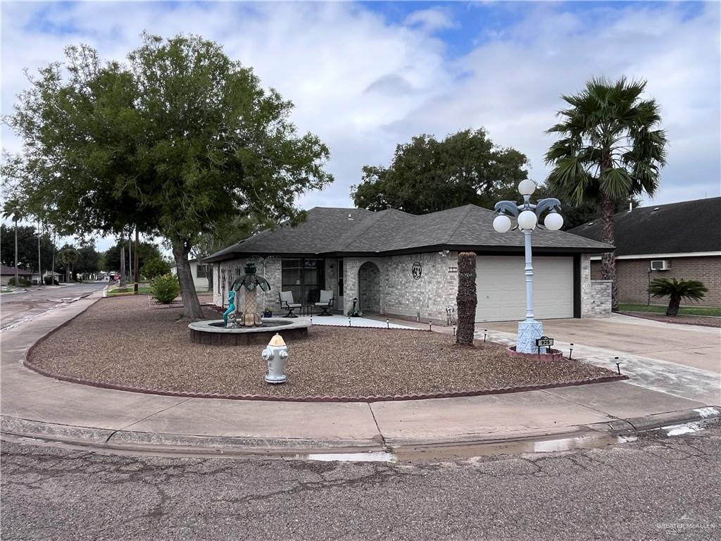 Photo 1 of 925 Katrin Drive, Alamo