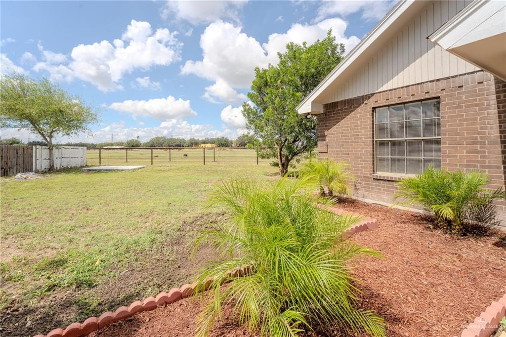Photo 4 of 3718 Gonzalez Lane