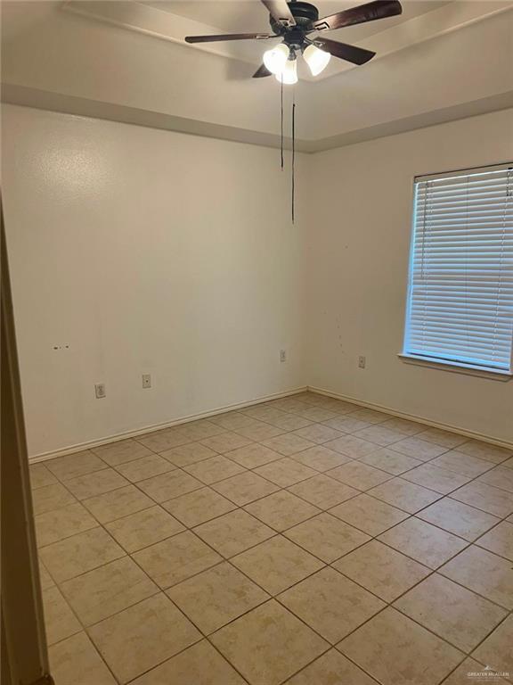 Photo 5 of 1502 Diamond Avenue #3