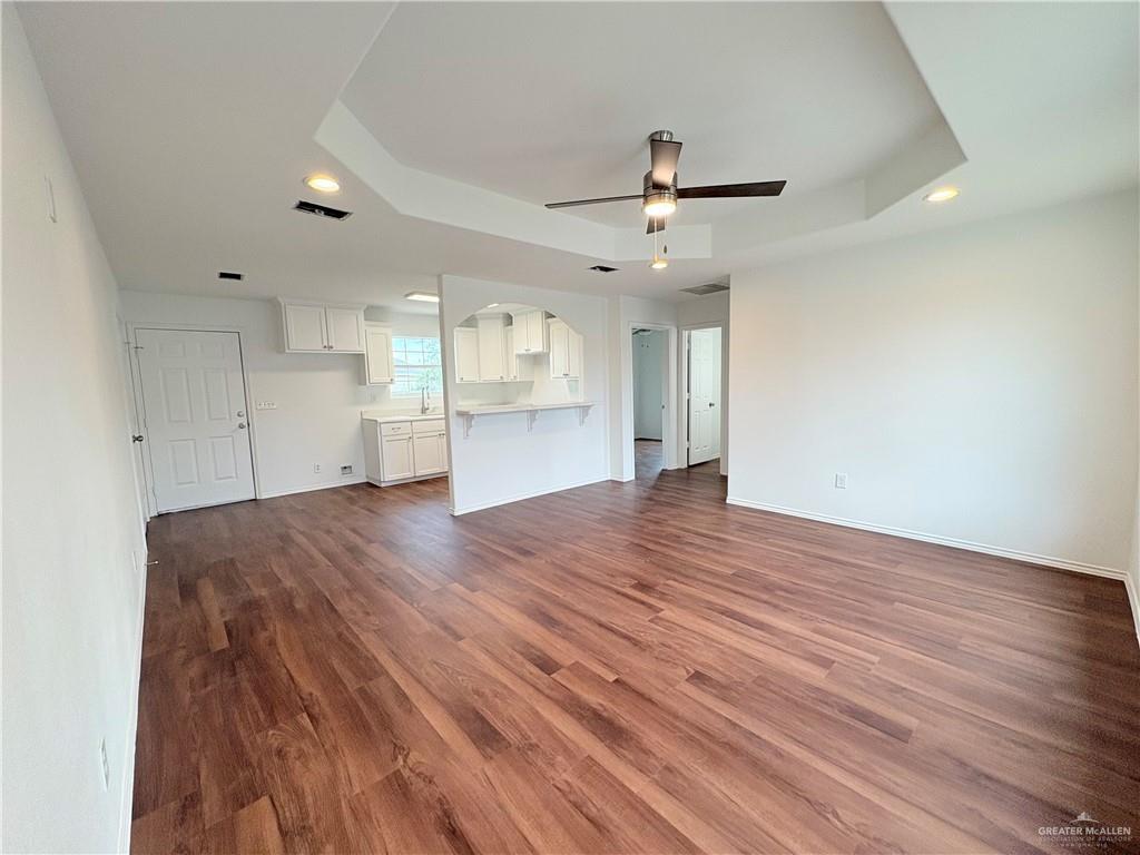Photo 2 of 1610 Mary Ann Street