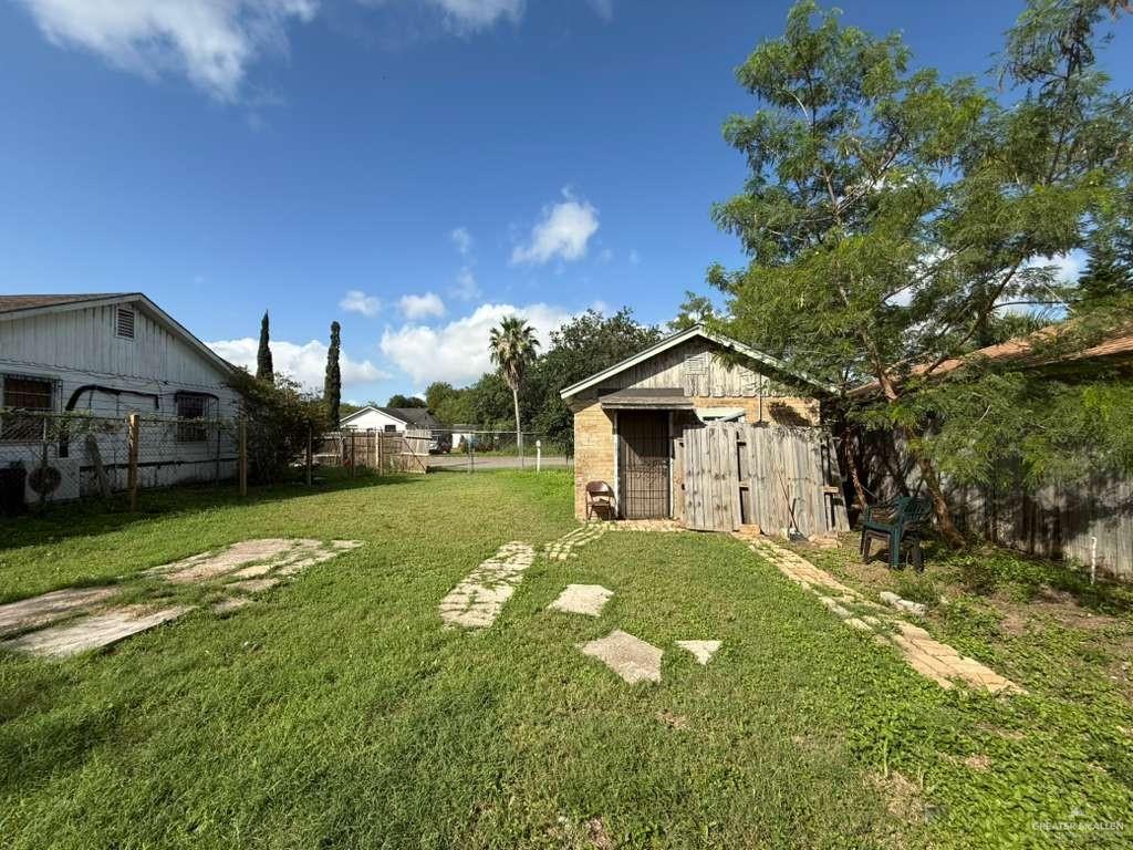 Photo 10 of 2035 Harrison Street