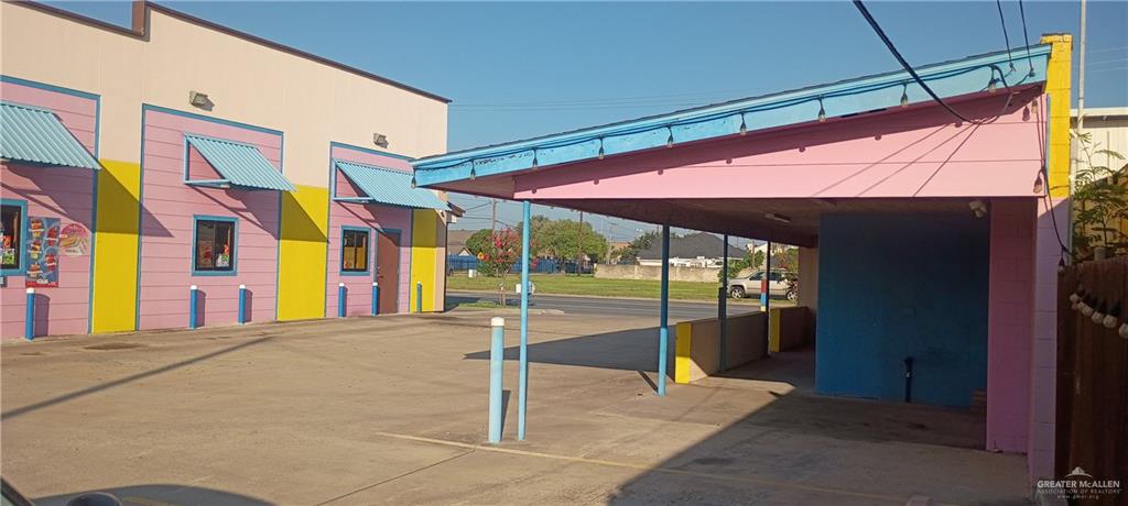 Photo 13 of 619 Veterans Boulevard