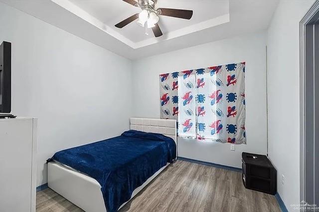 Photo 9 of 2602 Primrose Avenue