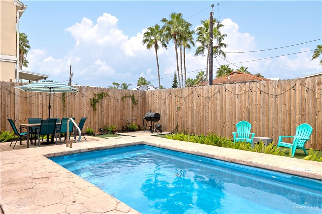Photo 16 of 200 Retama Street #A