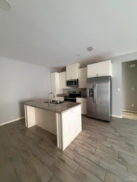 Photo 2 of 1304 Heritage Drive #3