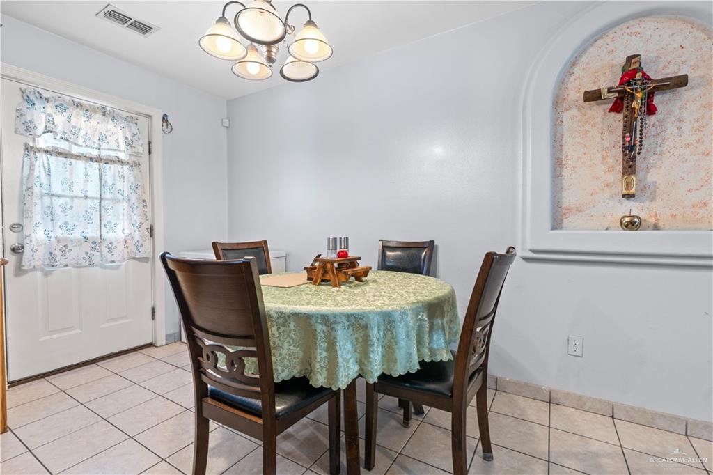 Photo 7 of 1402 Fig Avenue