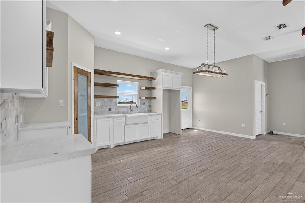 Photo 6 of 5988 Solana Avenue