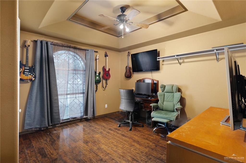Photo 10 of 1622 Adam Lee Drive
