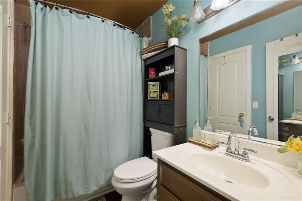 Photo 9 of 1622 Adam Lee Drive