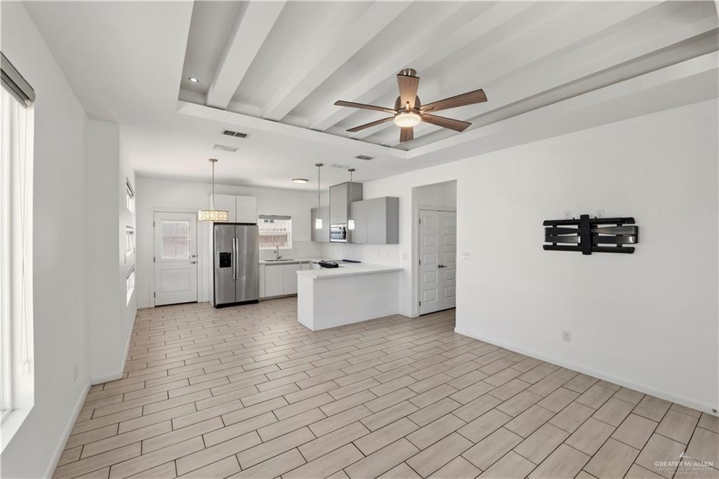 Photo 4 of 1723 Marlin Street