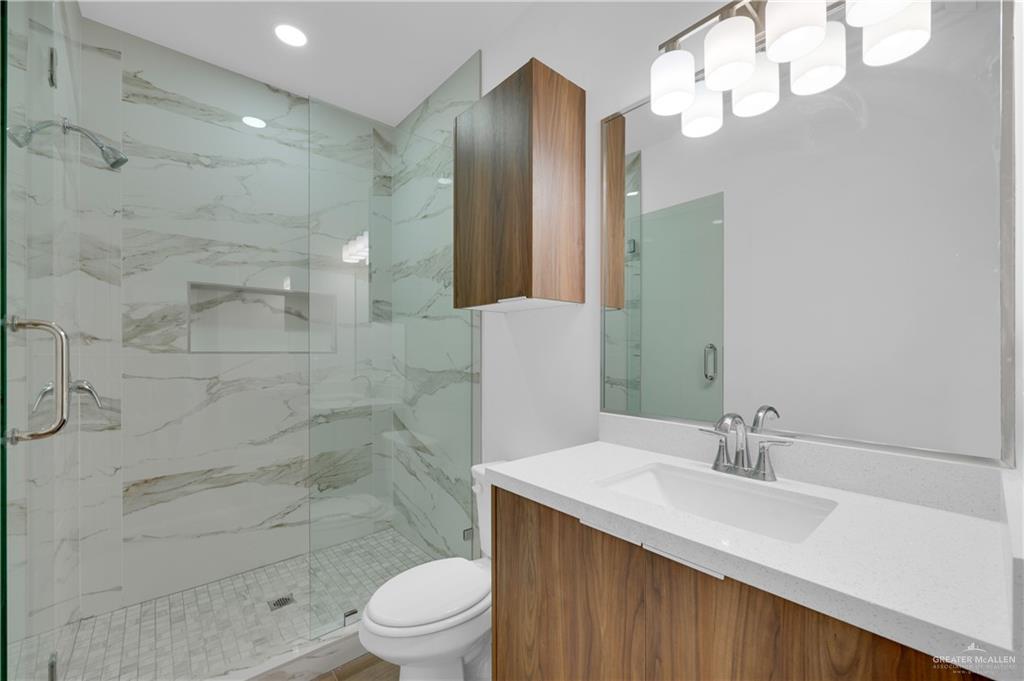 Photo 6 of 2904 Gabriel Street #1