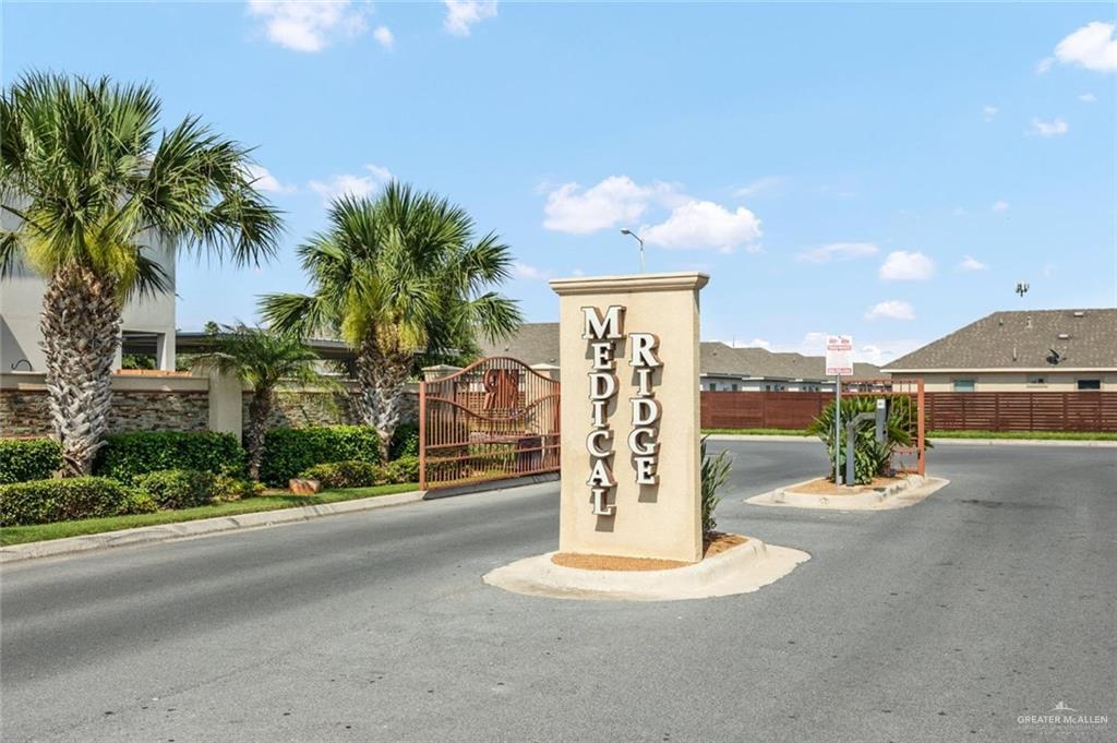 Photo 17 of 1703 Garrison Drive #3