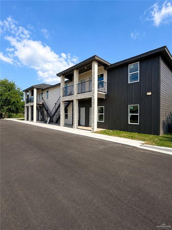 Photo 8 of 217 7th Street #2
