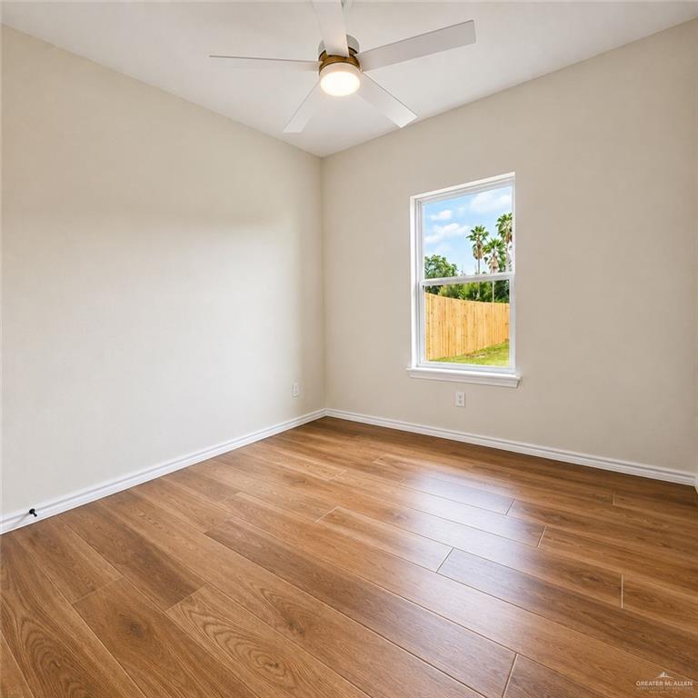 Photo 12 of 17993 Spruce Street