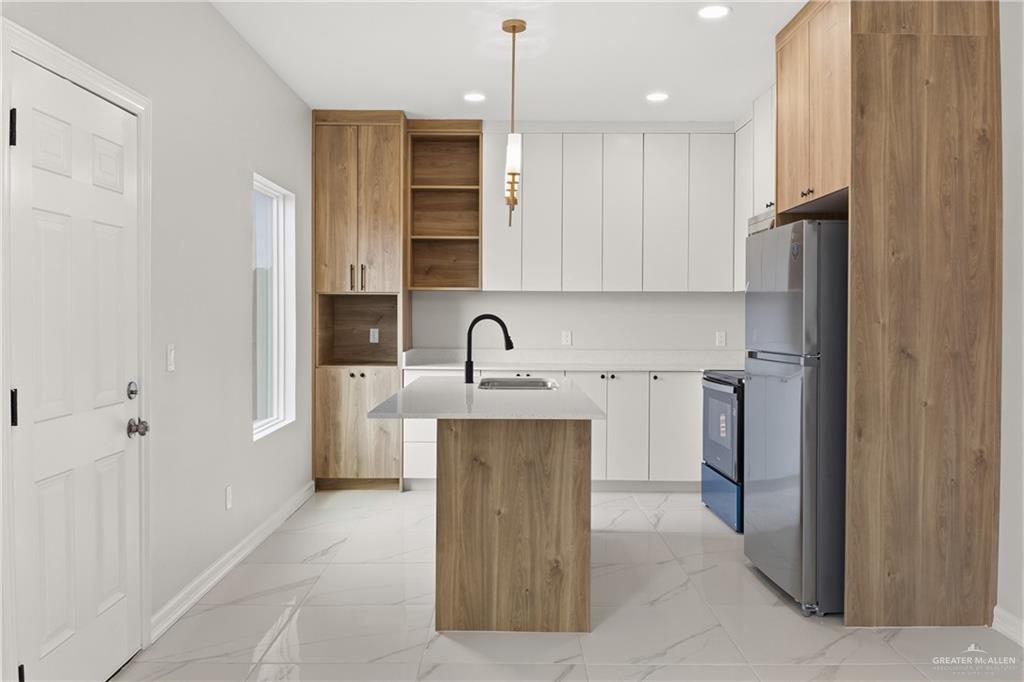 Photo 4 of 4209 Heron Avenue #32