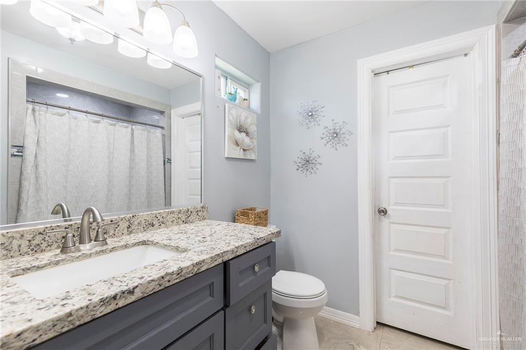 Photo 12 of 208 San Benito Street