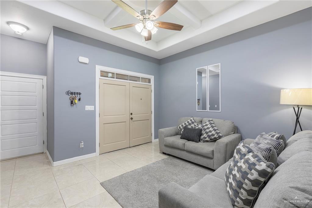 Photo 4 of 208 San Benito Street