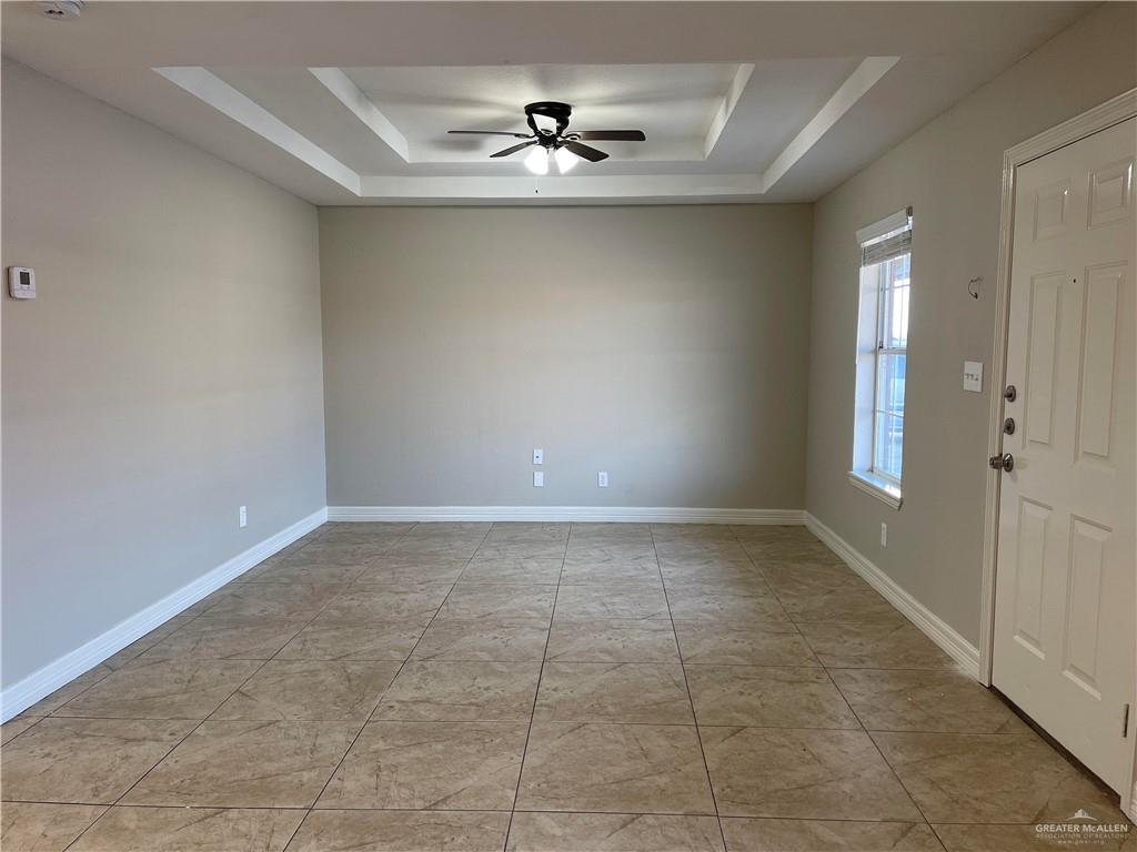 Photo 4 of 307 Moorefield Road