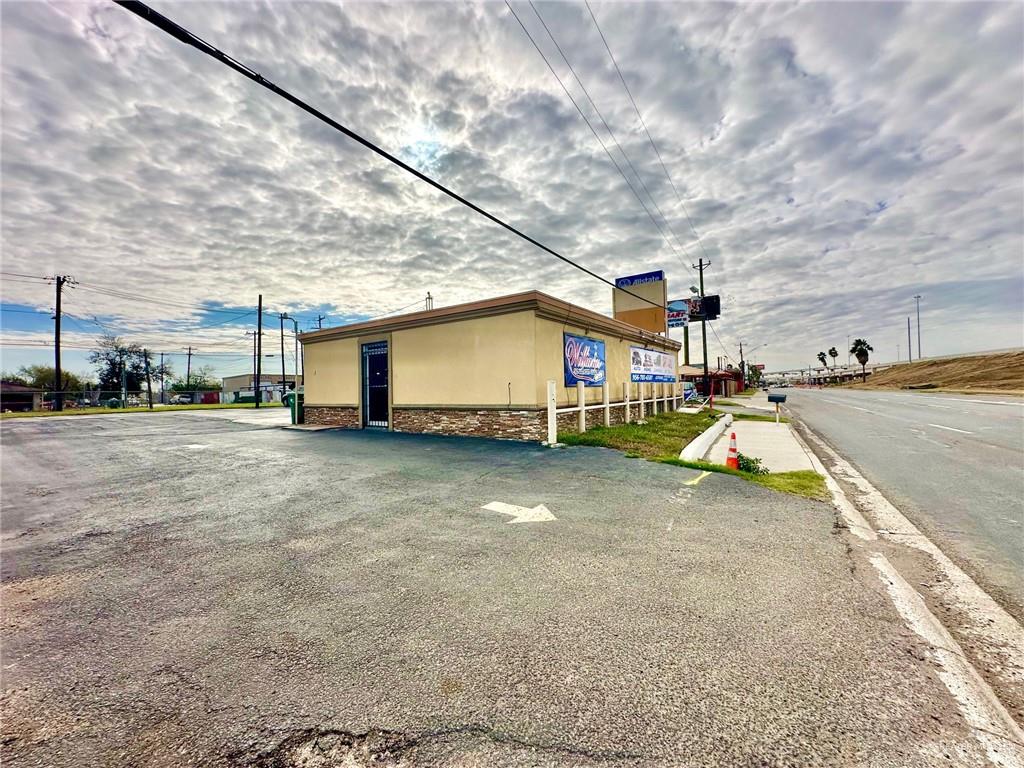 Photo 2 of 2200 Cage Boulevard