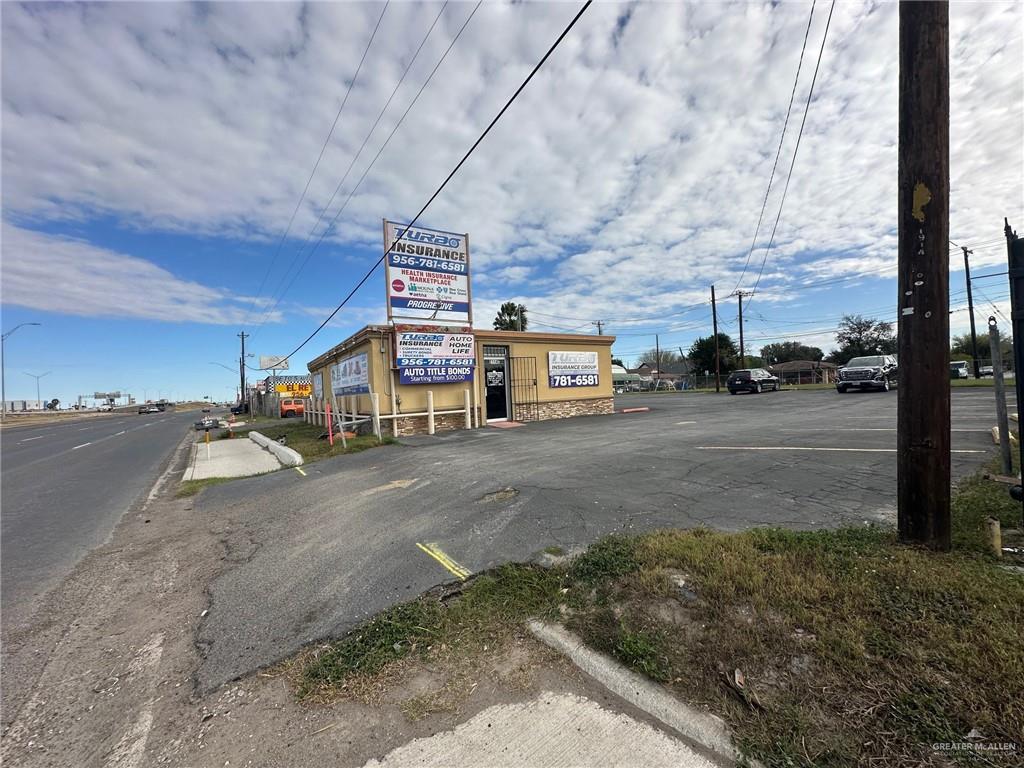 Photo 3 of 2200 Cage Boulevard